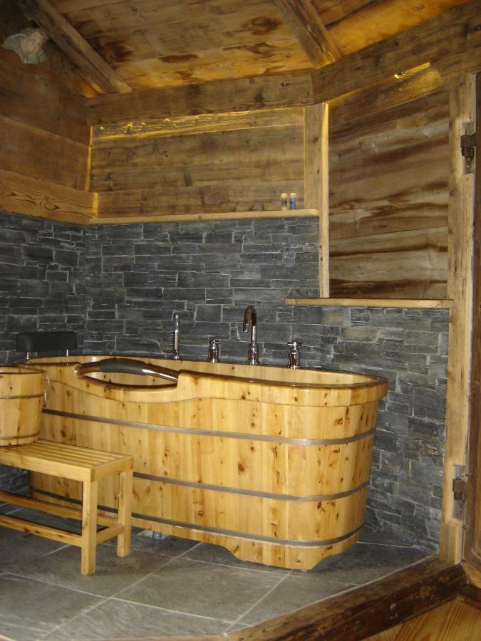 Reine Des Aravis - Chalet Isole Flumet Buitenkant foto
